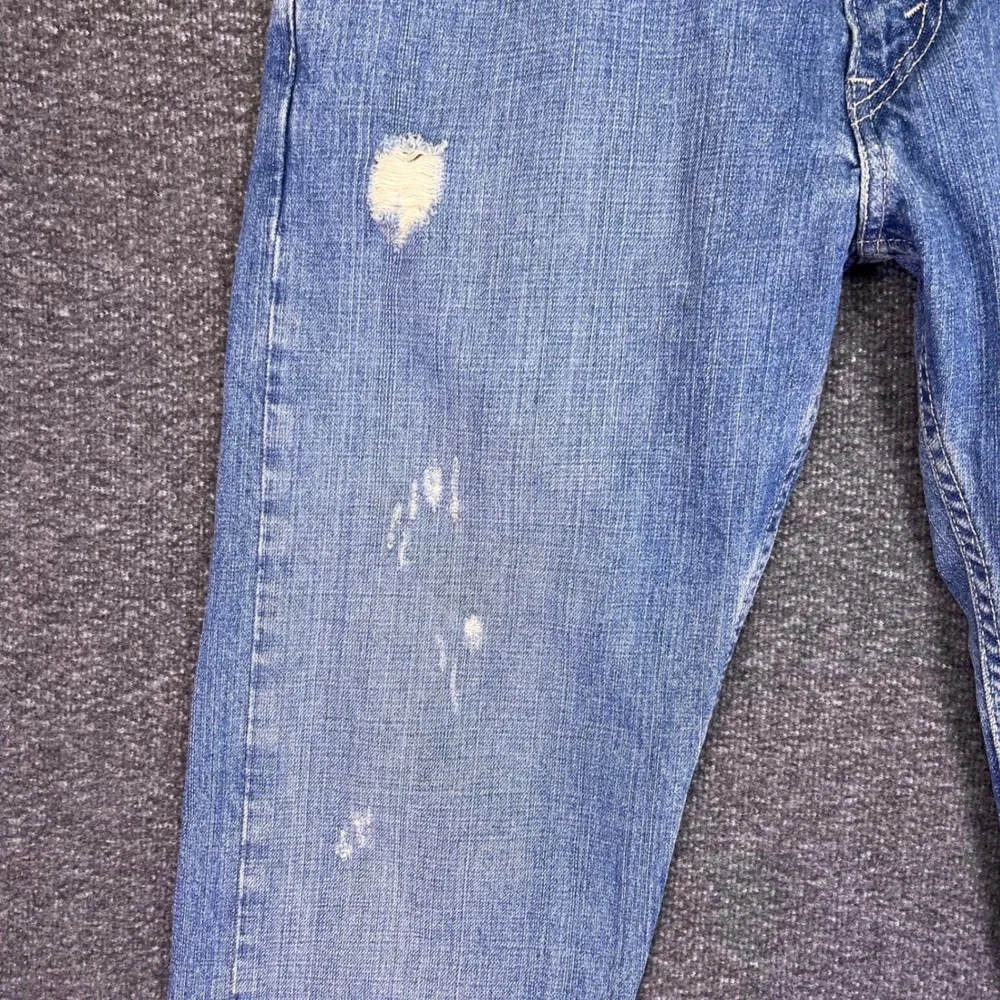 Levis 514 Slim Straight Mens 32x33 Blue Distressed Casual Rugged Denim Jeans